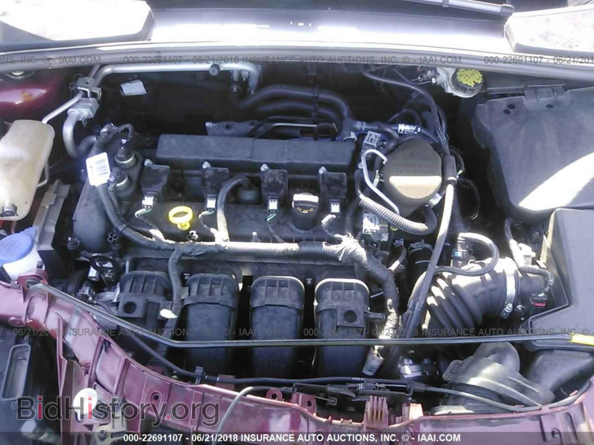 2016 Ford Focus - VIN: 1FADP3K2XGL241981 - Photo 10