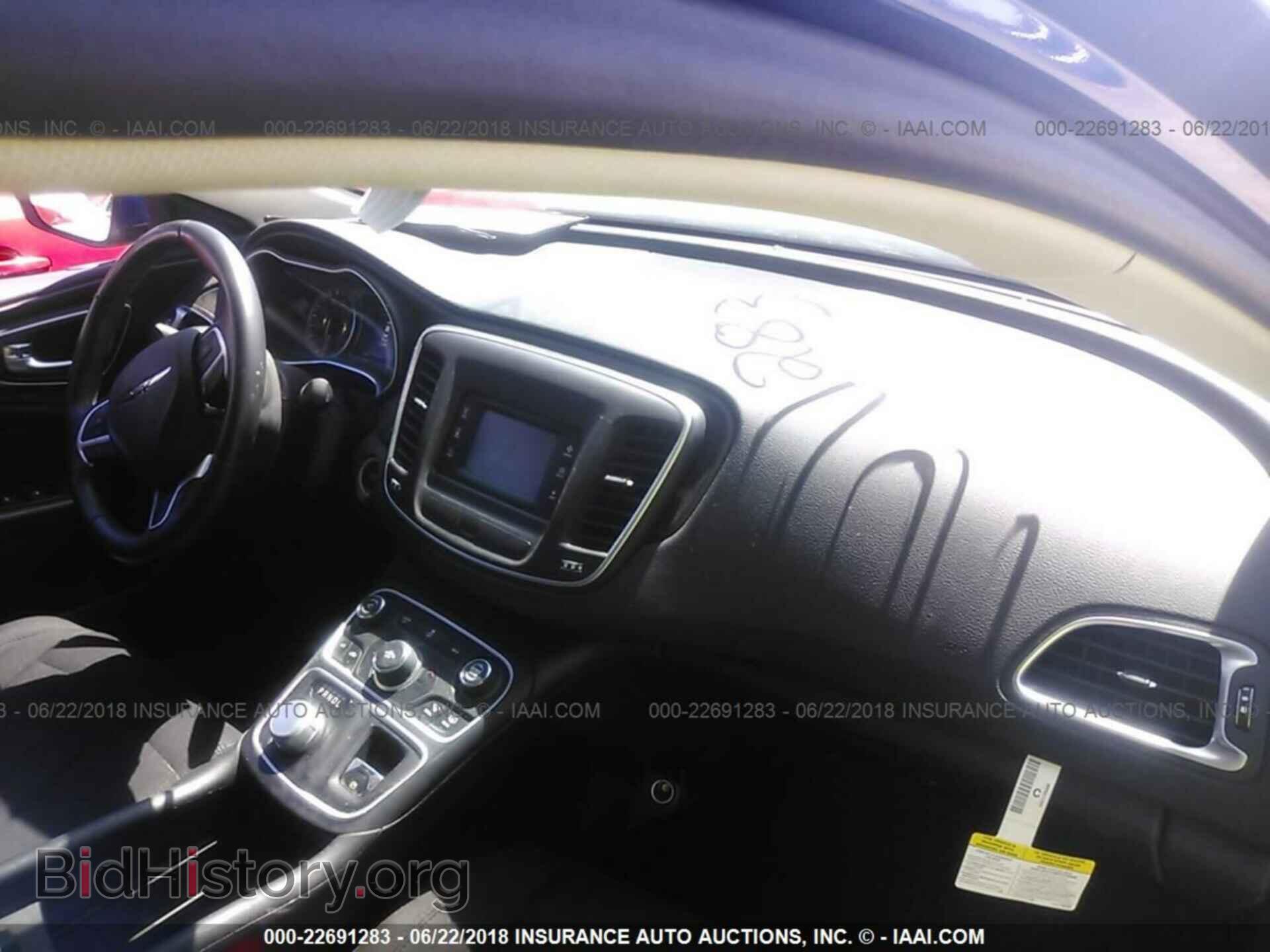 2015 Chrysler 200 - VIN: 1C3CCCAB9FN507856 - Photo 5