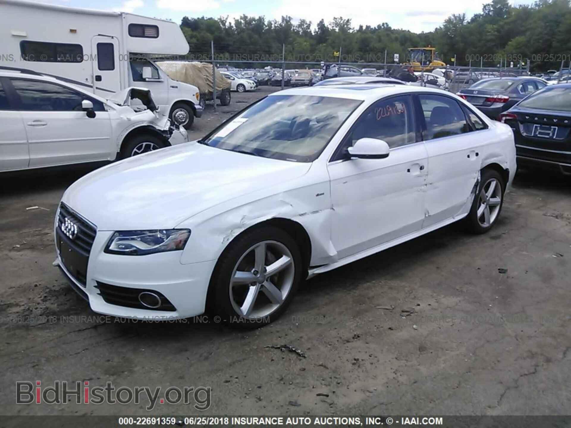 2012 Audi A4 - VIN: WAUEFAFL4CA112601 - Photo 2