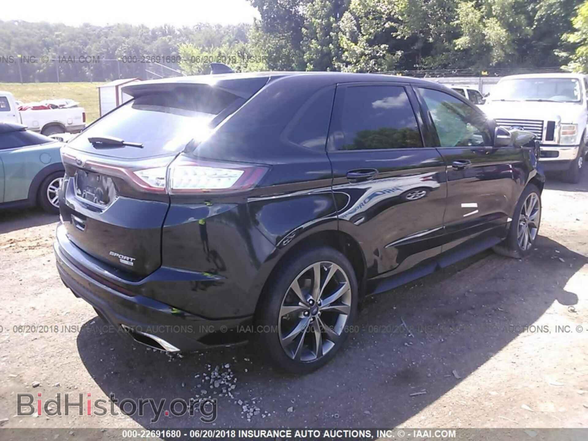 2016 Ford Edge - VIN: 2FMPK4AP3GBB70482 - Photo 4