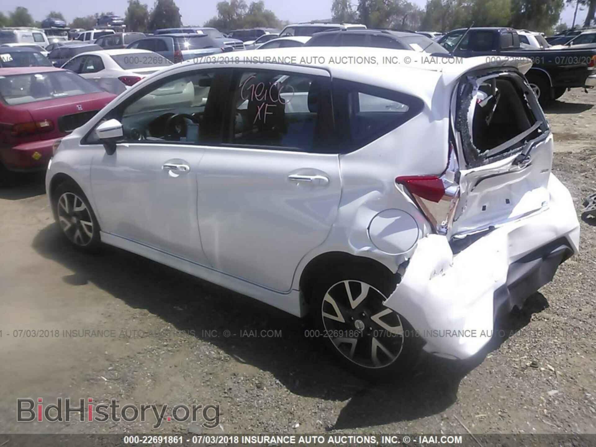2016 Nissan Versa note - VIN: 3N1CE2CP7GL364838 - Фото 3