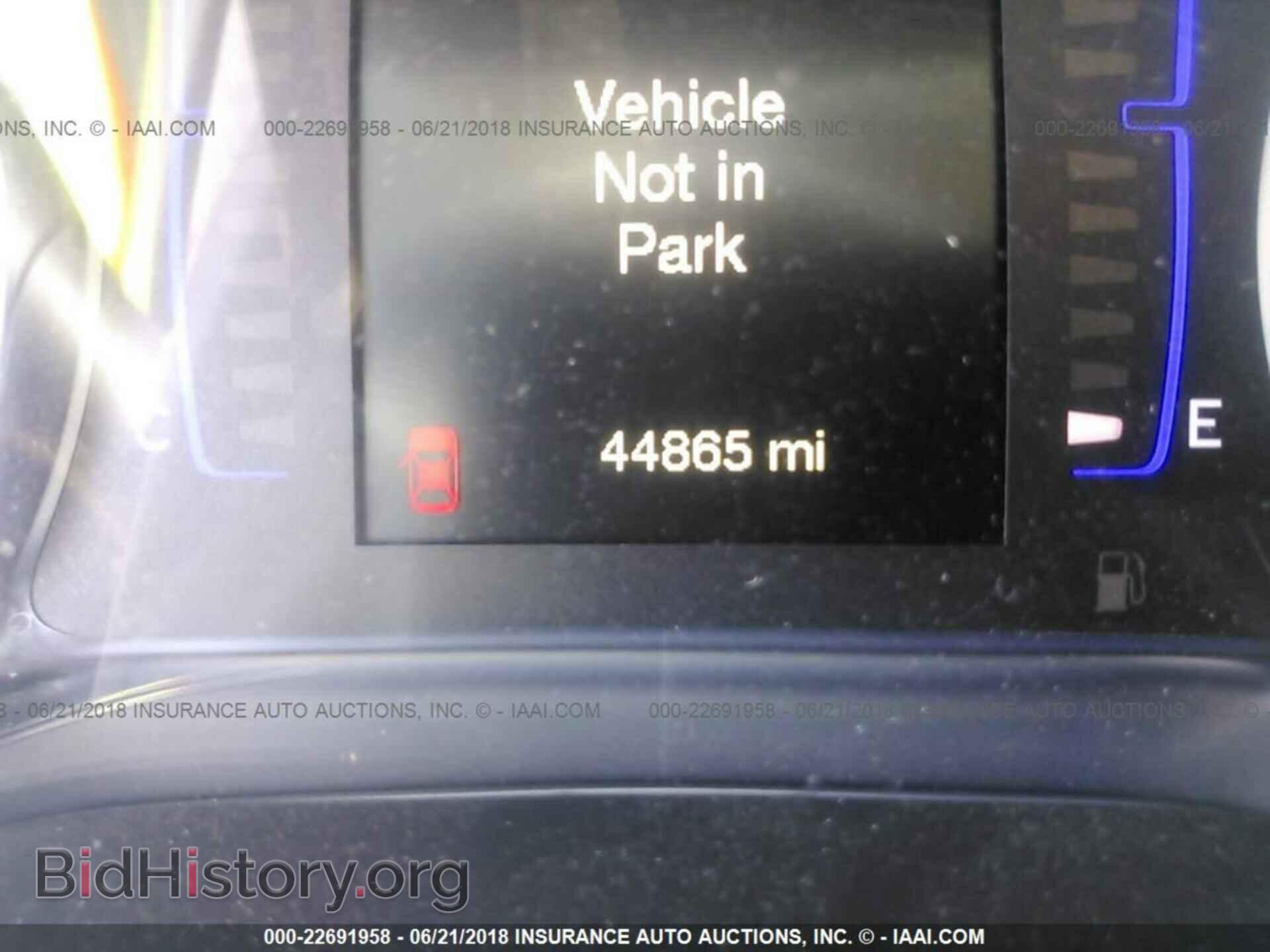 2016 Chrysler 200 - VIN: 1C3CCCAB1GN160833 - Photo 7