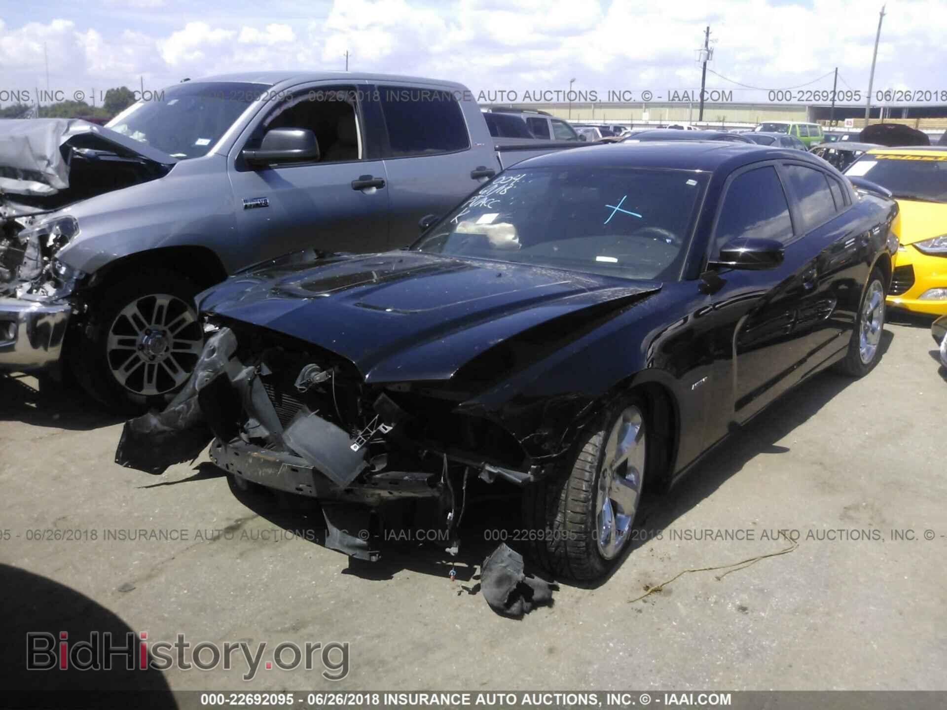 2012 Dodge Charger - VIN: 2C3CDXCT2CH260646 - Фото 2
