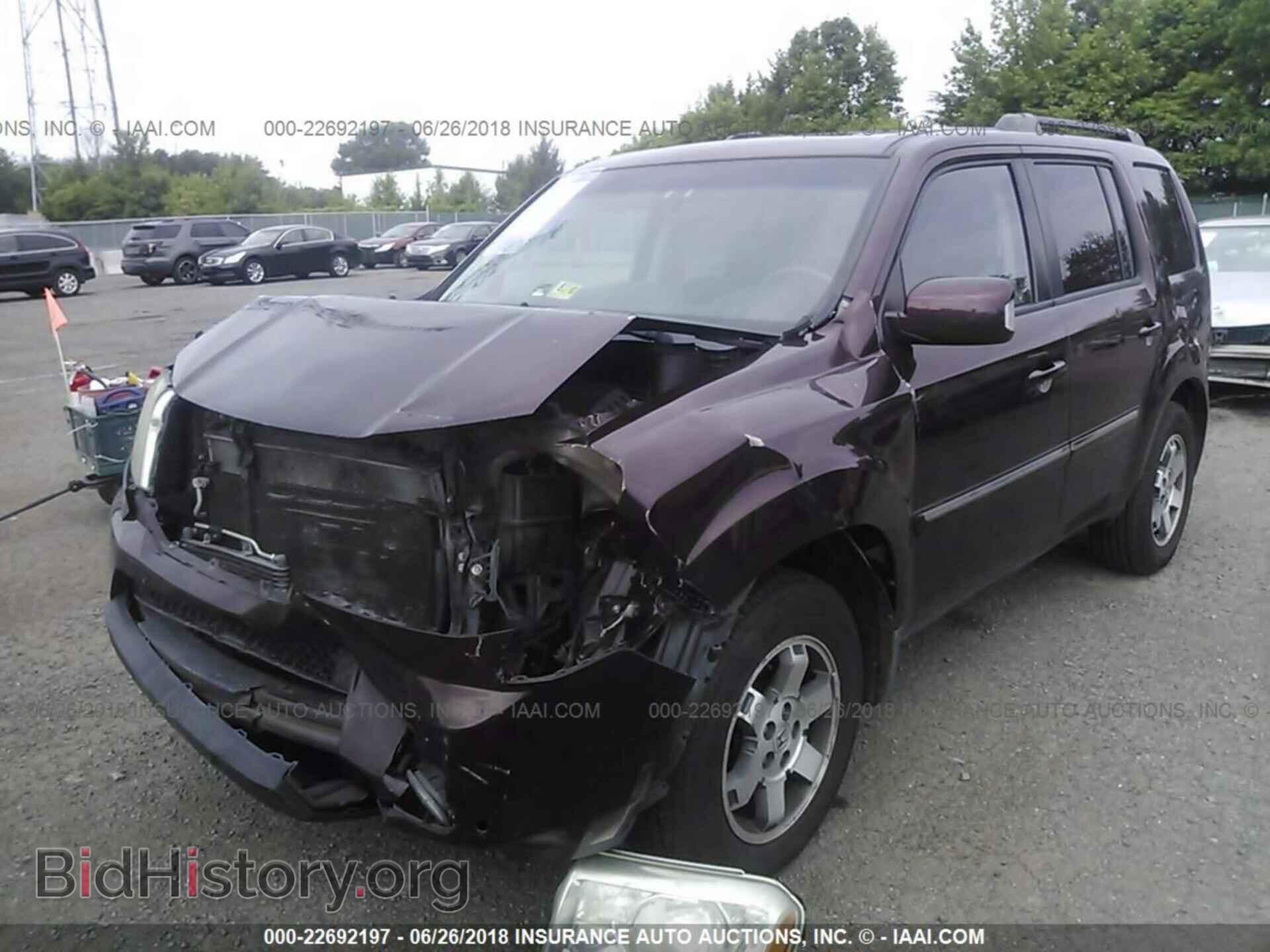 2011 Honda Pilot - VIN: 5FNYF3H90BB035101 - Photo 2
