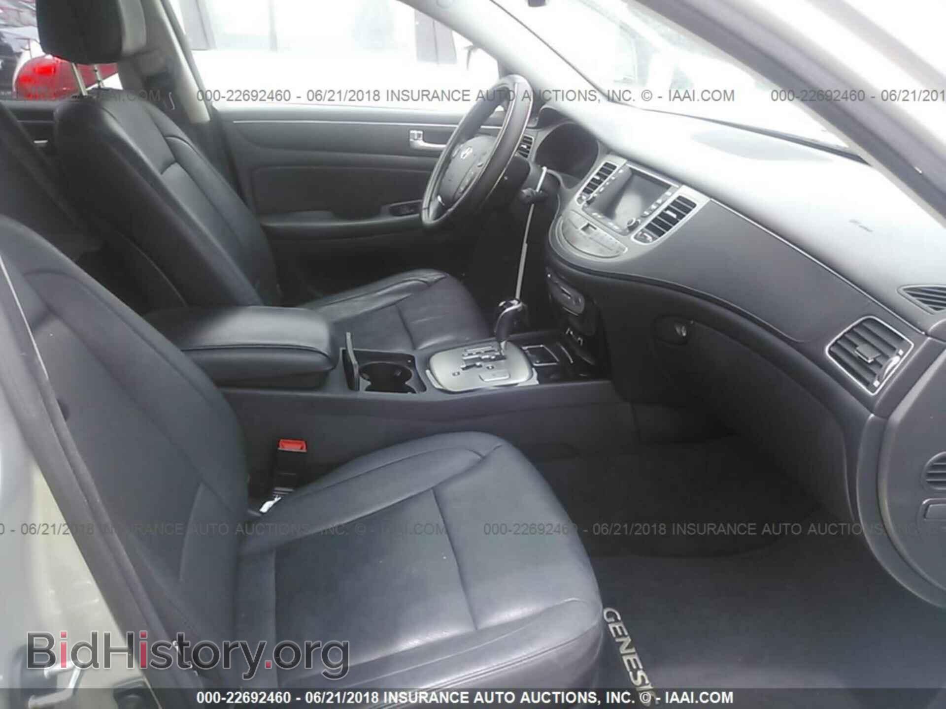 2012 Hyundai Genesis - VIN: KMHGC4DD6CU189093 - Фото 5