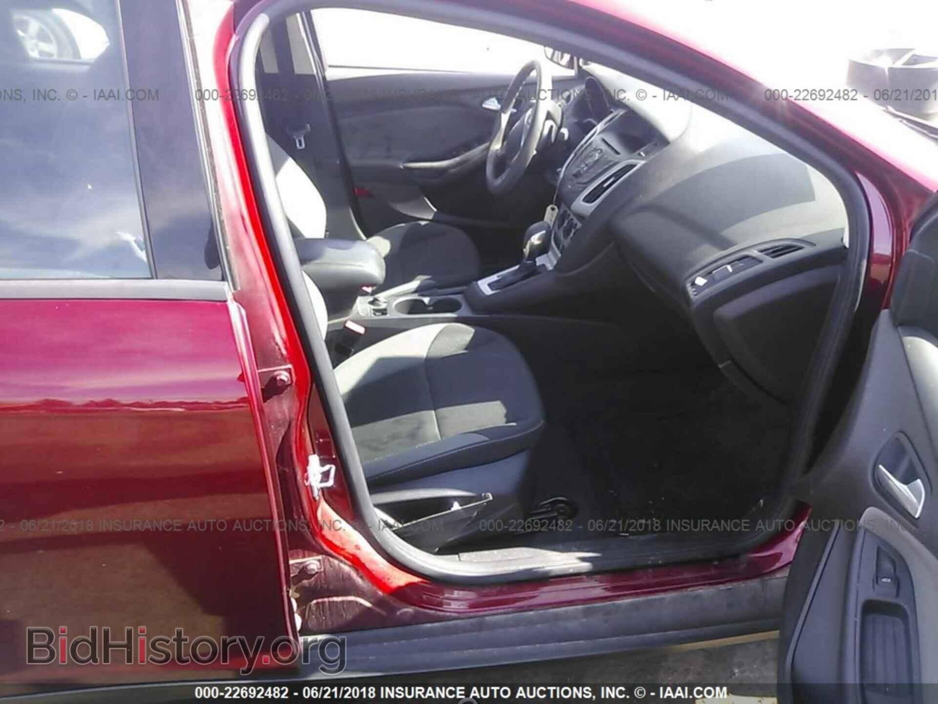 2013 Ford Focus - VIN: 1FADP3F22DL157255 - Photo 5