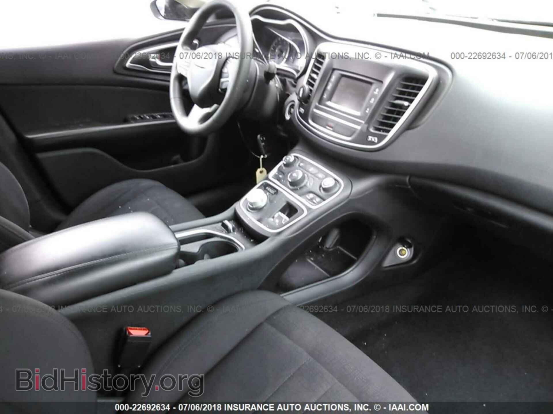 2015 Chrysler 200 - VIN: 1C3CCCAB2FN631113 - Фото 5