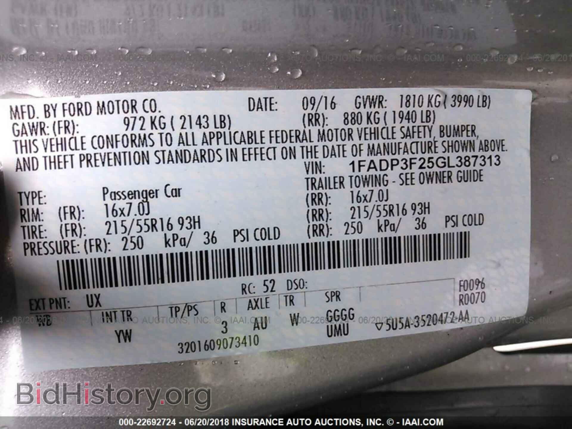2016 Ford Focus - VIN: 1FADP3F25GL387313 - Photo 9