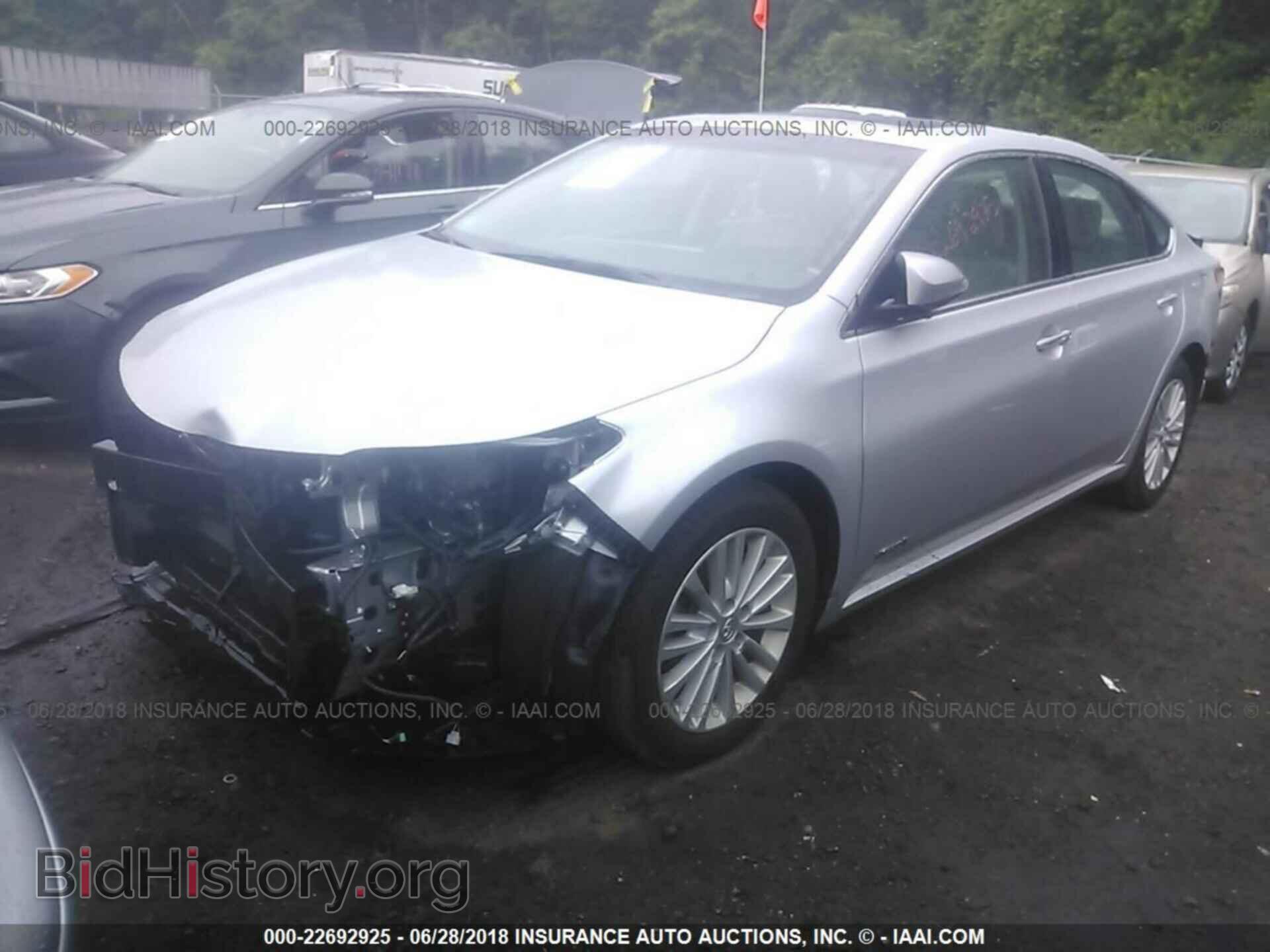2014 Toyota Avalon - VIN: 4T1BD1EB4EU026996 - Фото 2