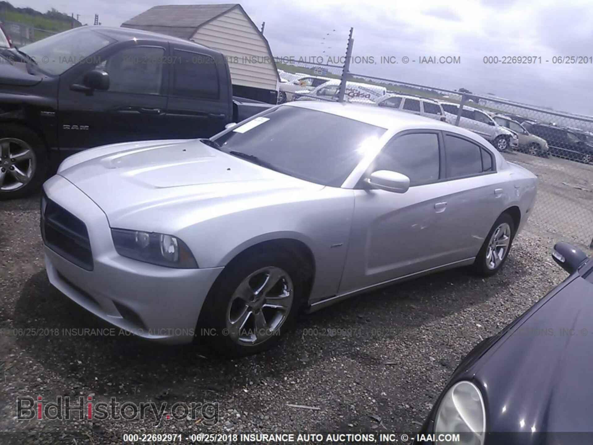 2012 Dodge Charger - VIN: 2C3CDXAT6CH240192 - Фото 2