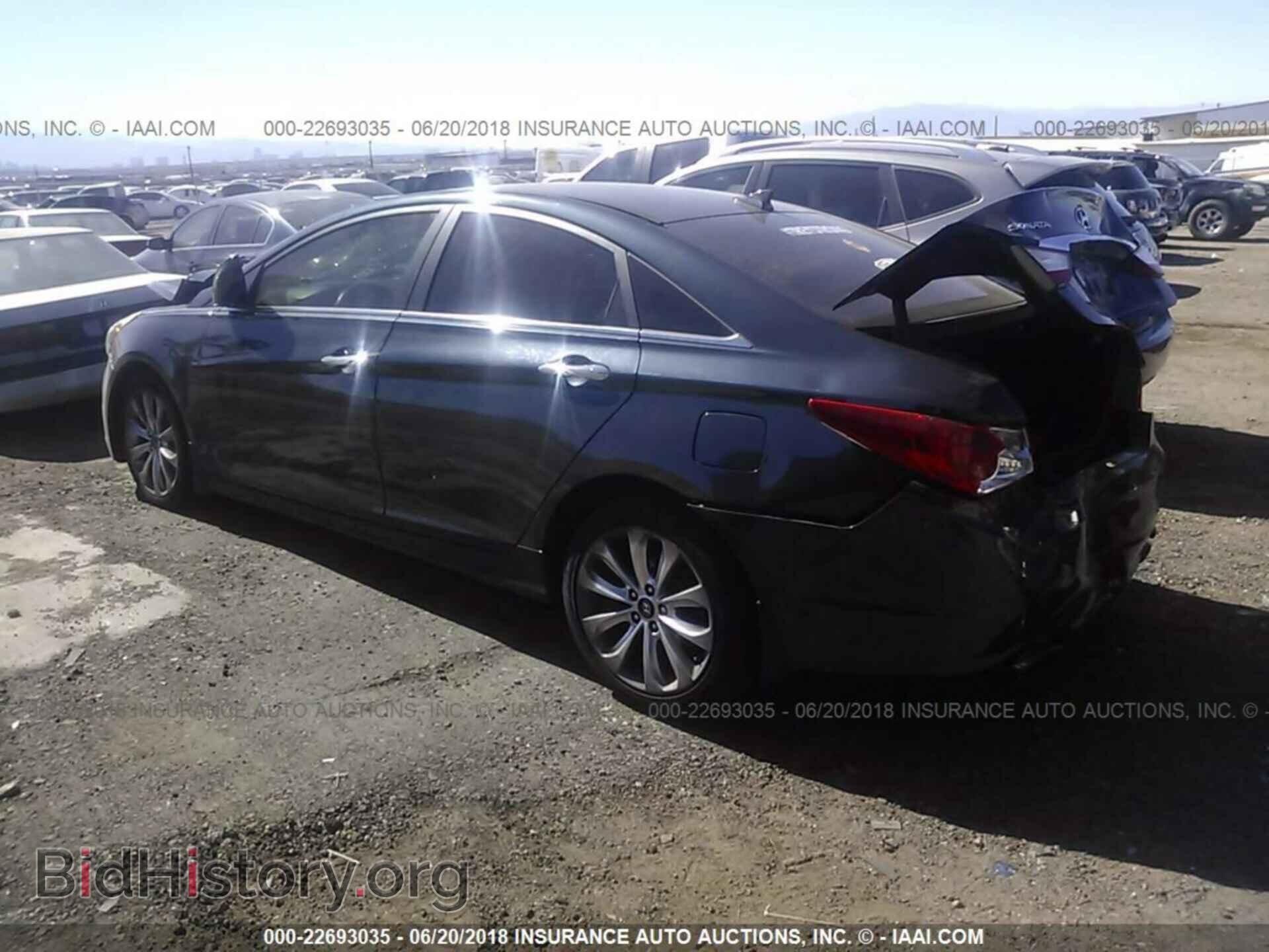 2012 Hyundai Sonata - VIN: 5NPEC4AB4CH356608 - Photo 3