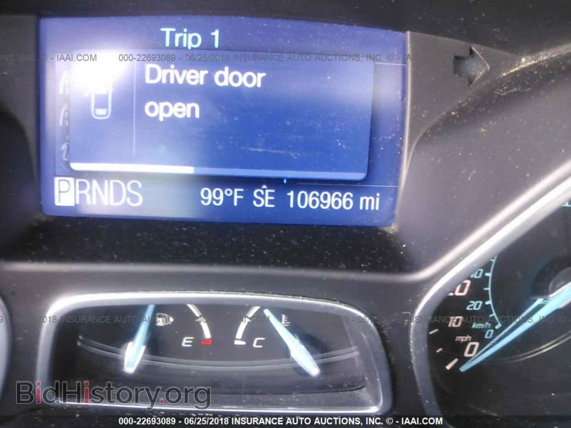 2012 Ford Focus - VIN: 1FAHP3F21CL445056 - Photo 7