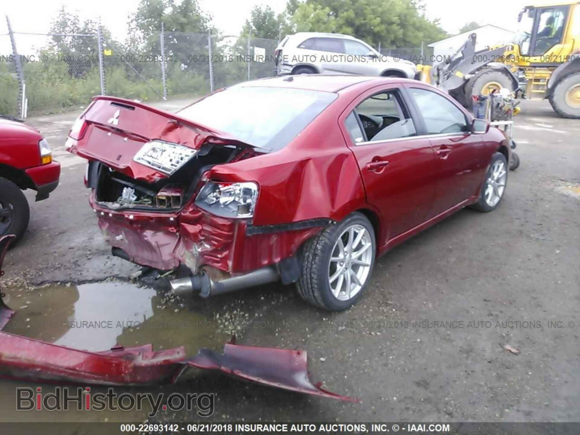 2012 Mitsubishi Galant - VIN: 4A32B3FF4CE021521 - Photo 4