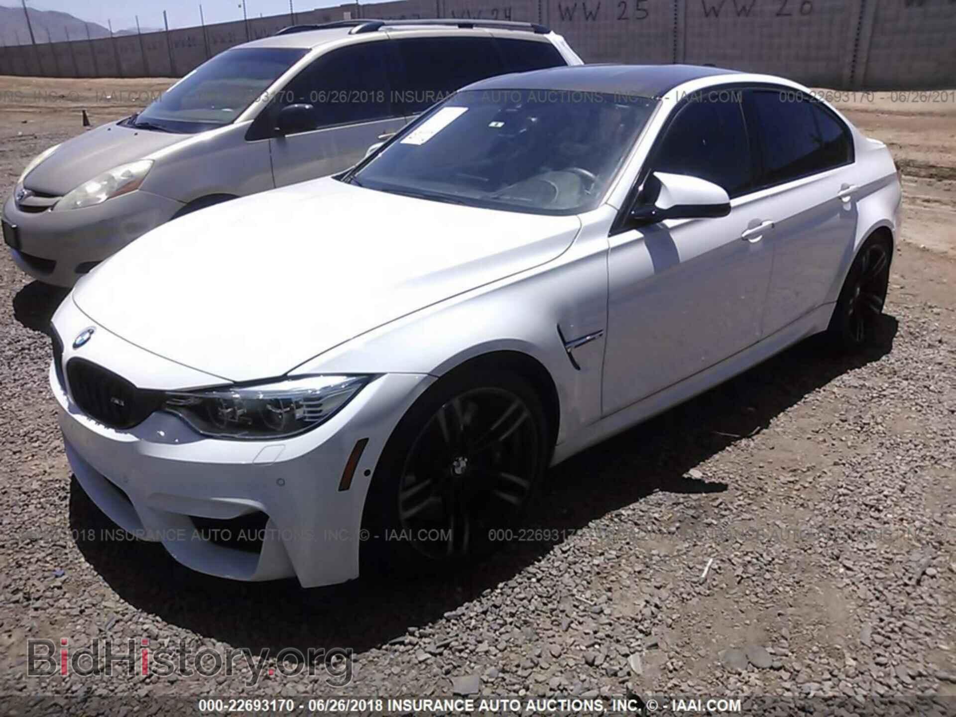 2016 Bmw M3 - VIN: WBS8M9C52G5D30301 - Фото 2