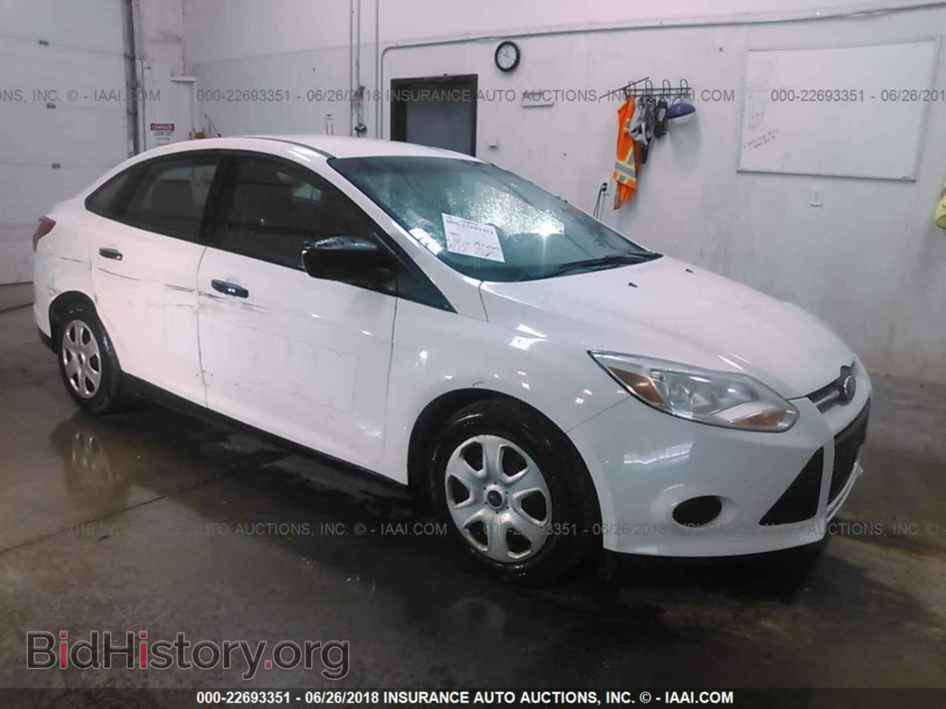 Photo 1FAHP3E23CL216928 - Ford Focus 2012