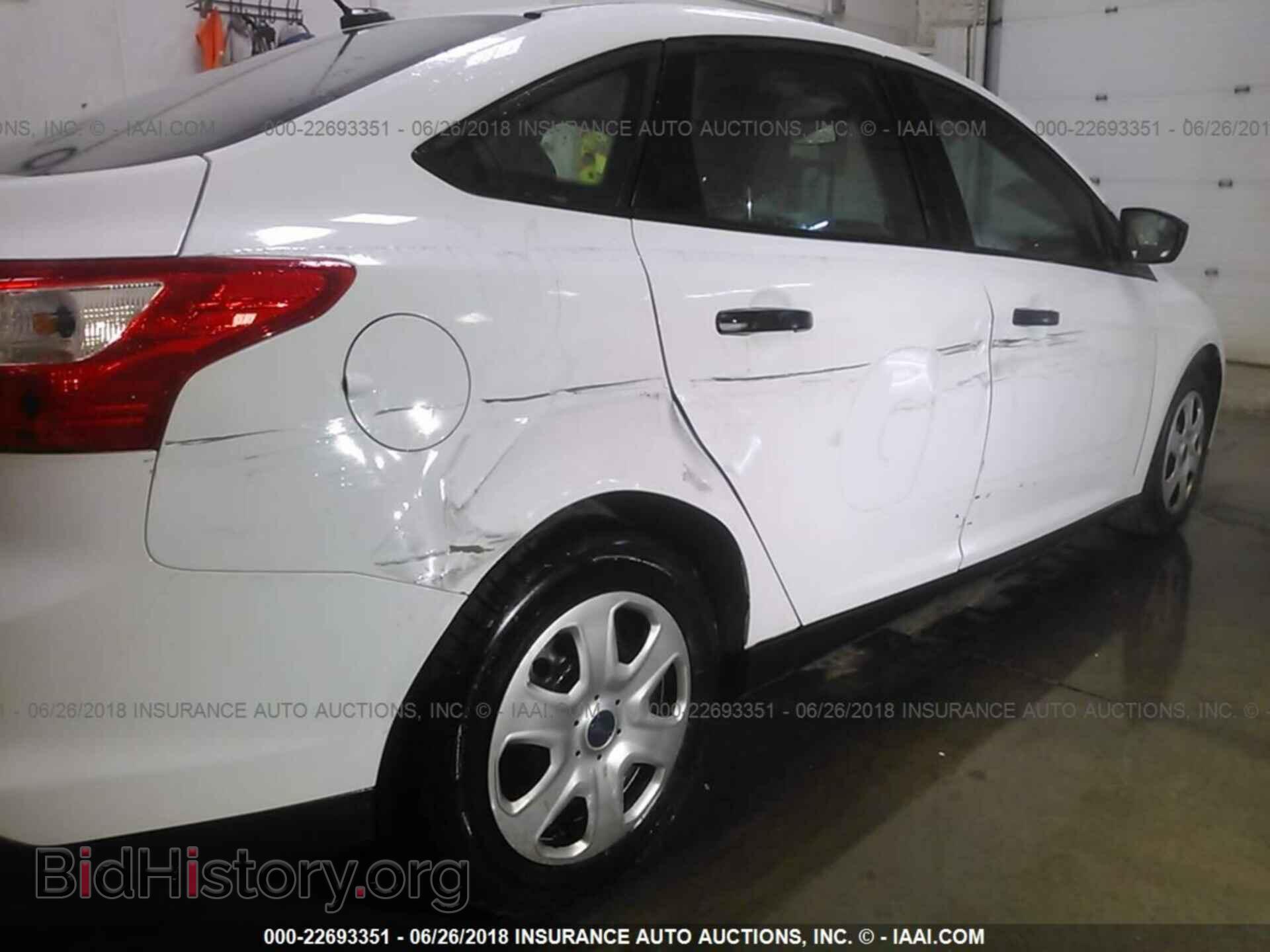 2012 Ford Focus - VIN: 1FAHP3E23CL216928 - Photo 6