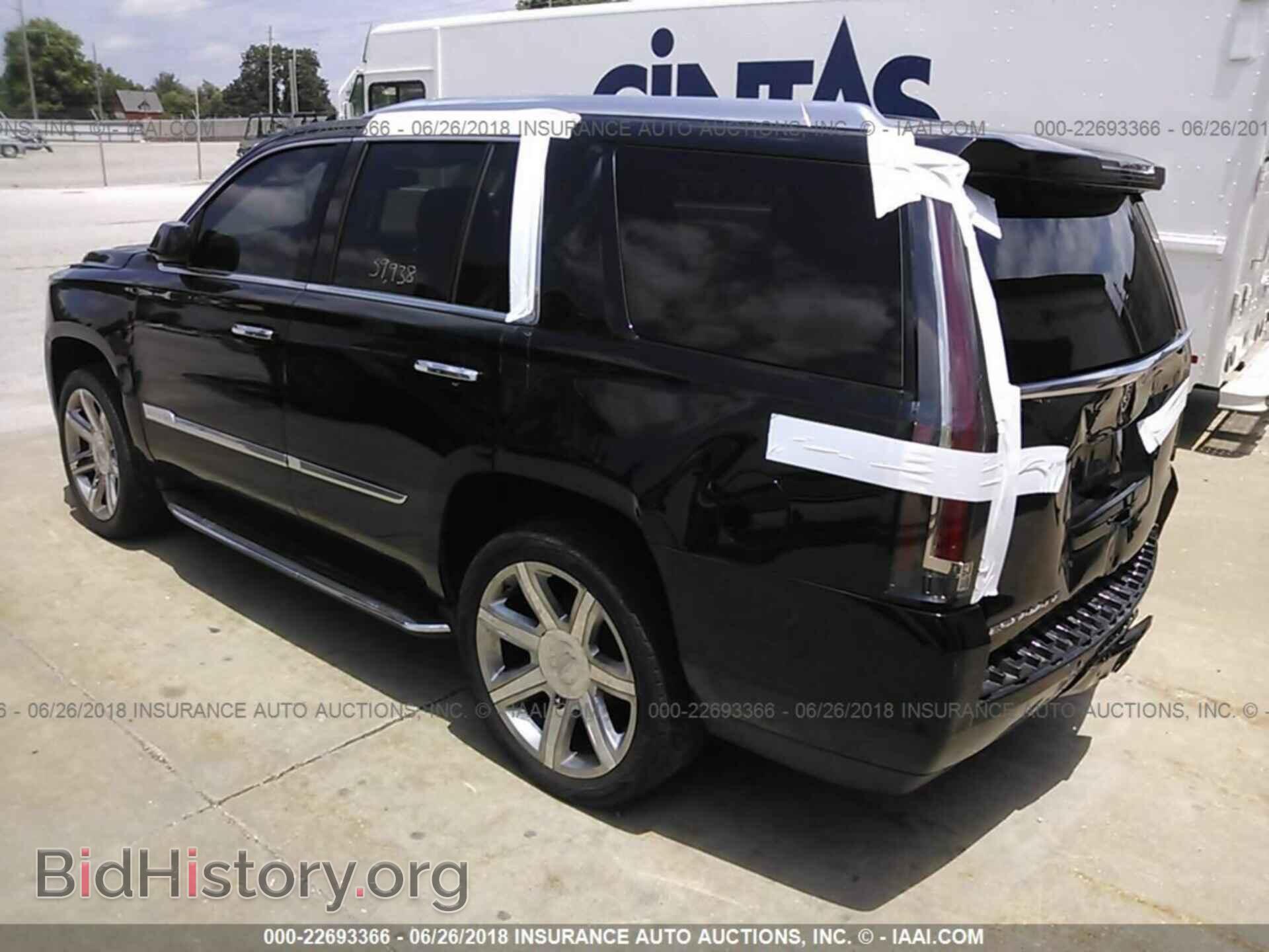2015 Cadillac Escalade - VIN: 1GYS4AKJ0FR182273 - Фото 3