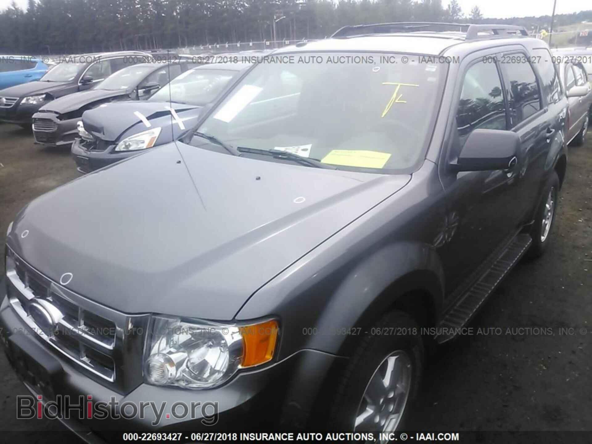 2012 Ford Escape - VIN: 1FMCU9DG4CKA91212 - Фото 2