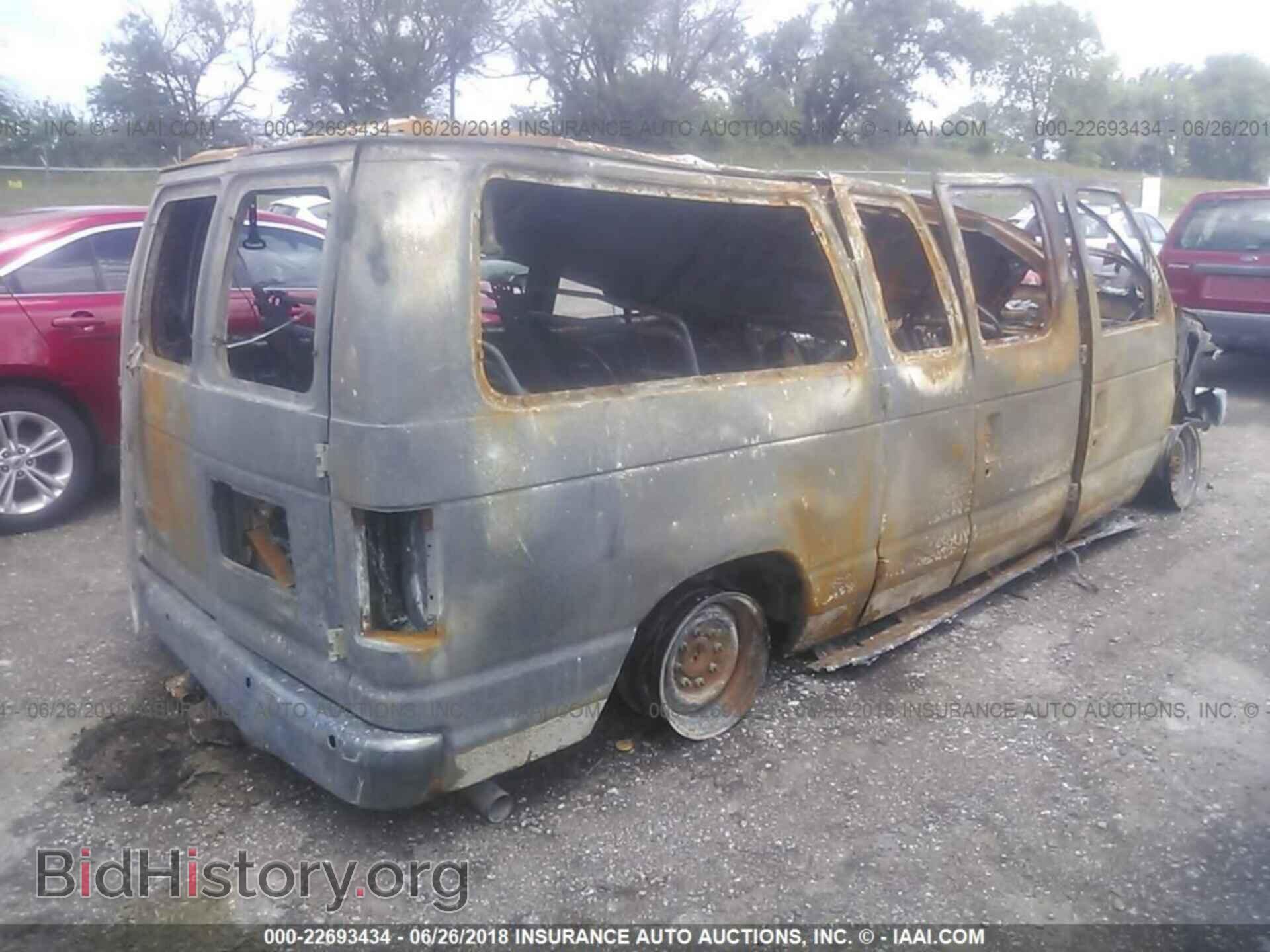 2014 Ford Econoline - VIN: 1FBNE3BL5EDA25819 - Фото 4