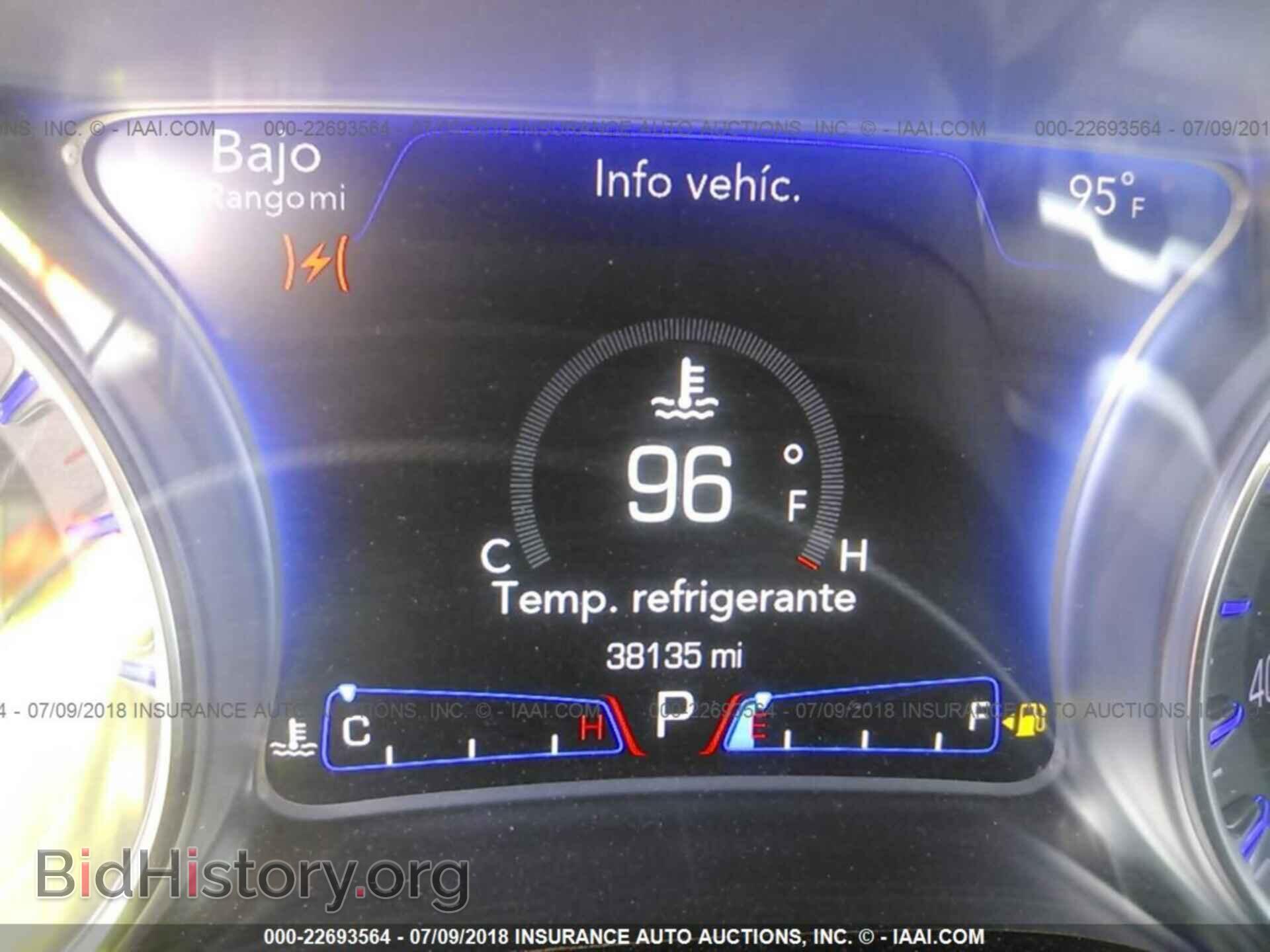 2016 Chrysler 300c - VIN: 2C3CCAEG4GH294772 - Фото 7