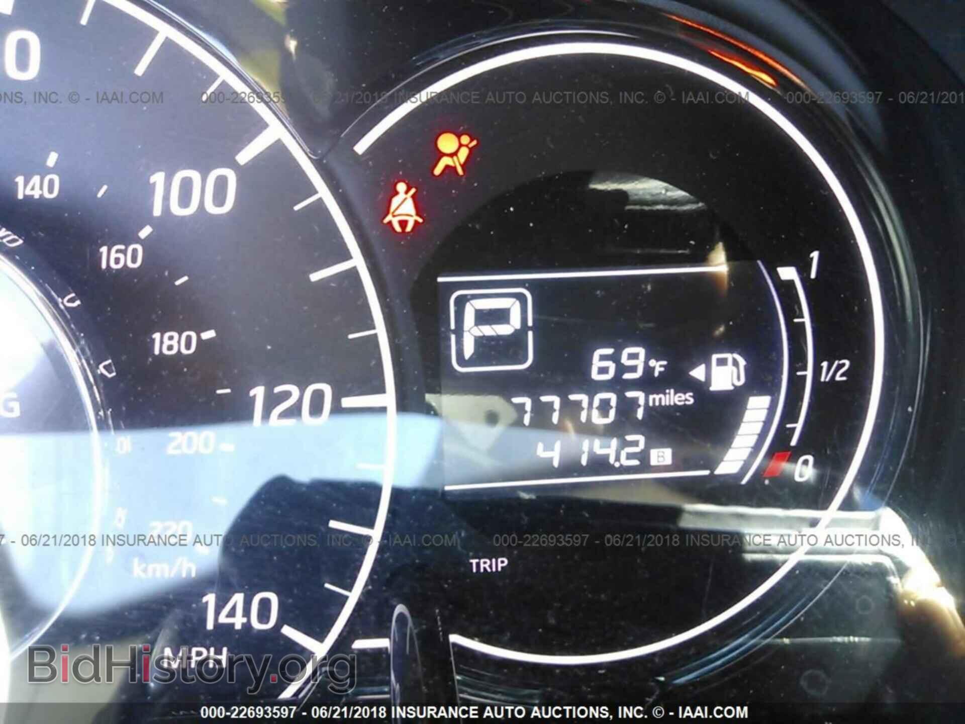 2015 Nissan Versa note - VIN: 3N1CE2CPXFL413593 - Photo 7