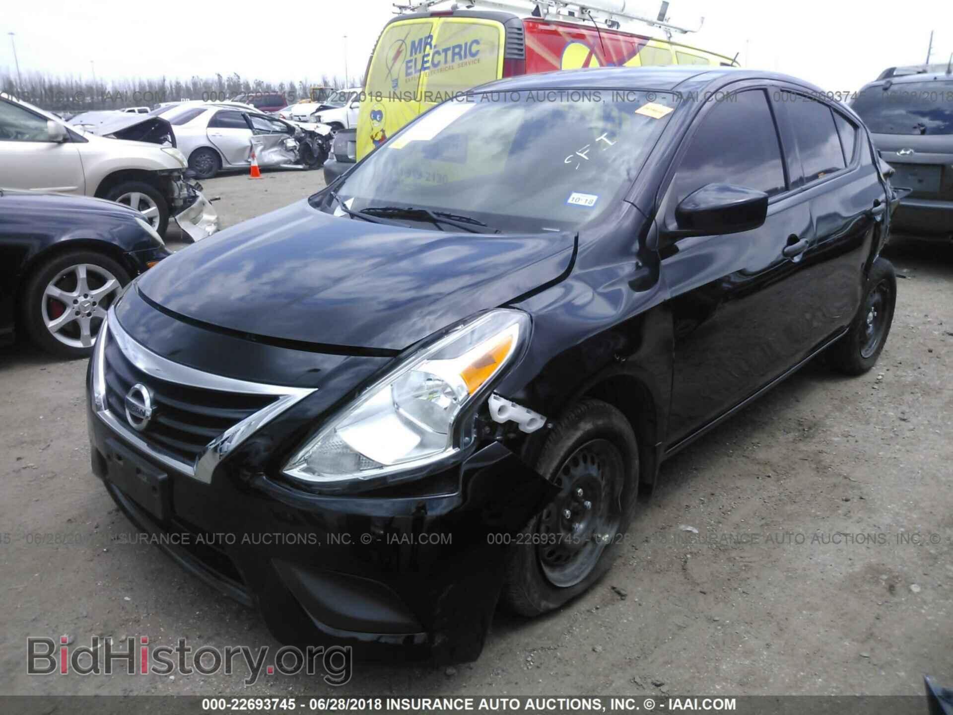 2016 Nissan Versa - VIN: 3N1CN7AP9GL900348 - Фото 2