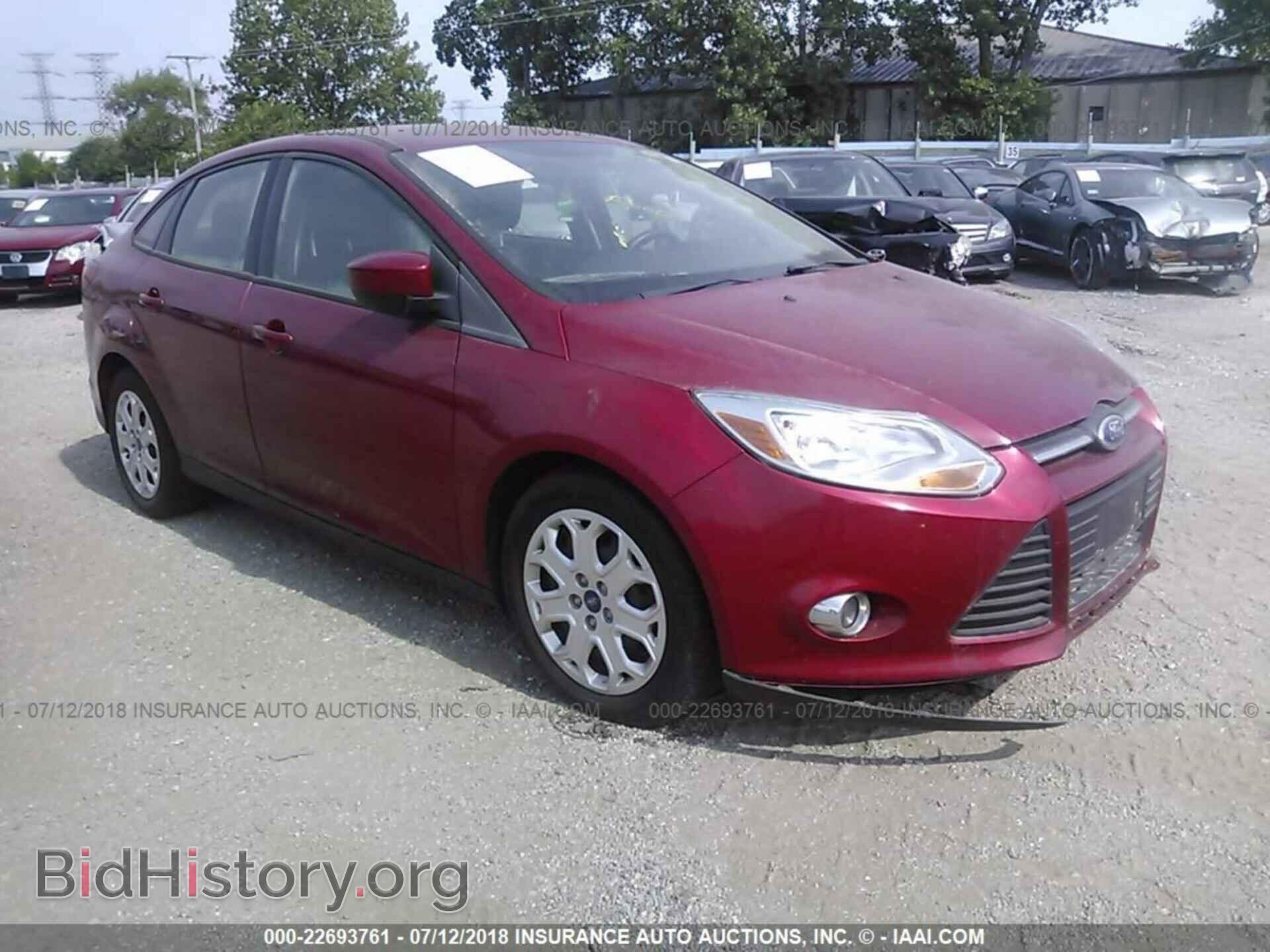 Photo 1FAHP3F27CL300541 - Ford Focus 2012