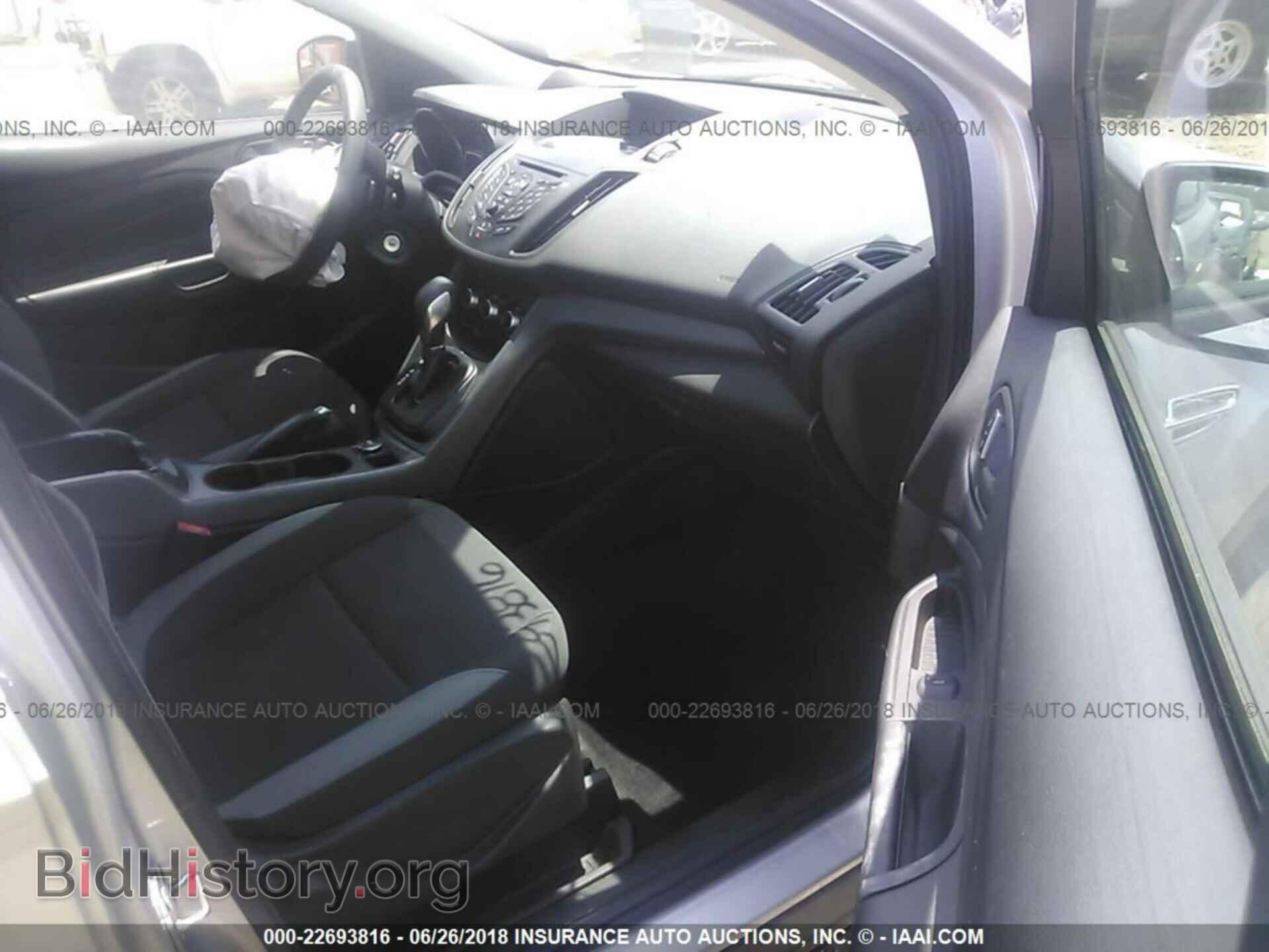 2013 Ford Escape - VIN: 1FMCU0F75DUD48912 - Photo 5