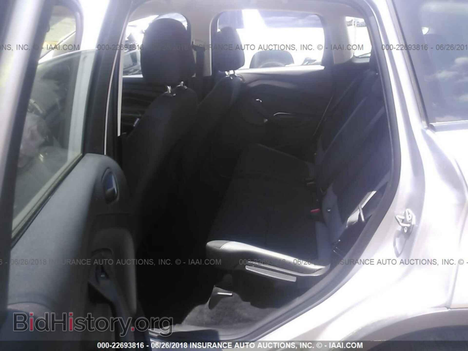 2013 Ford Escape - VIN: 1FMCU0F75DUD48912 - Photo 8