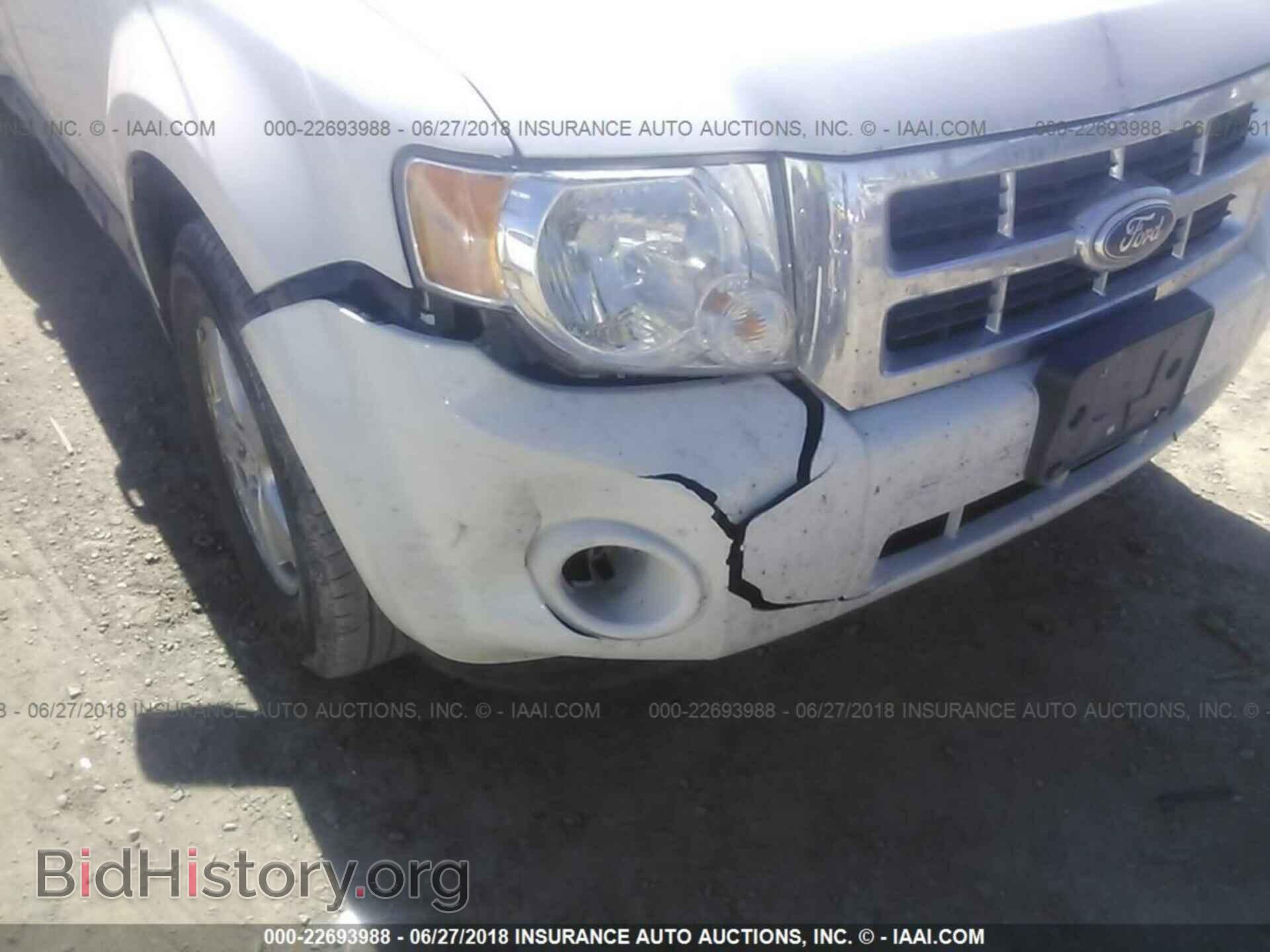 2012 Ford Escape - VIN: 1FMCU9D77CKC56332 - Photo 6