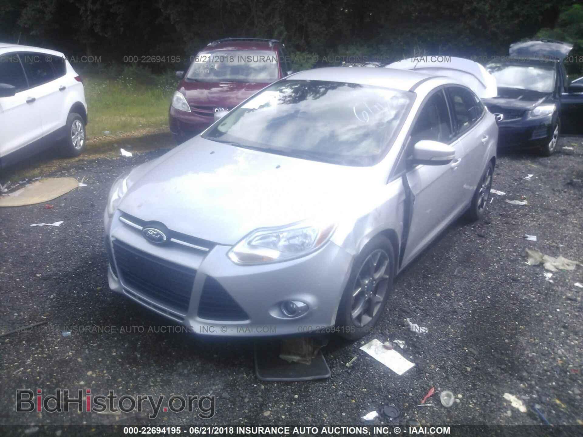 2013 Ford Focus - VIN: 1FADP3F27DL285118 - Фото 2