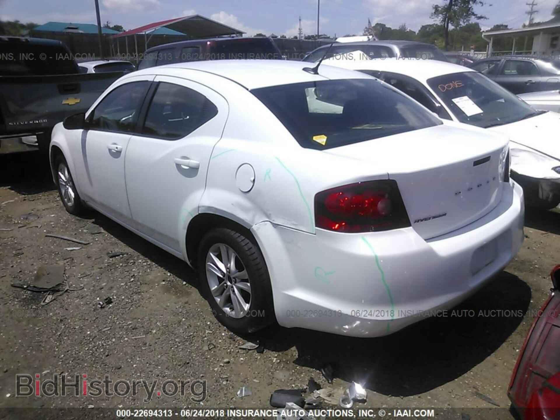 2011 Dodge Avenger - VIN: 1B3BD4FB2BN579108 - Фото 3