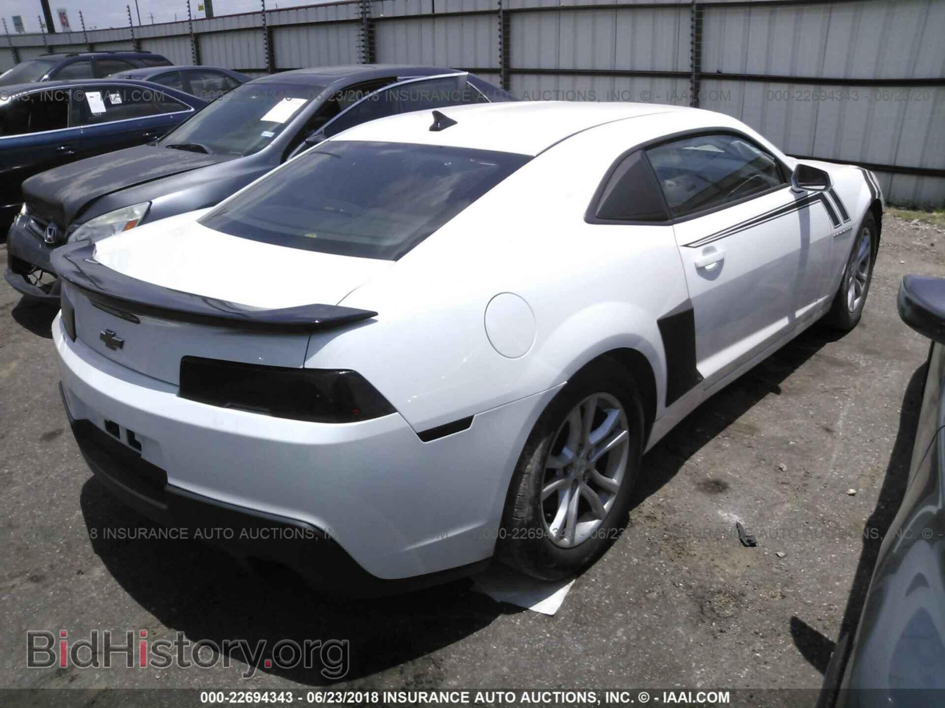 2015 Chevrolet Camaro - VIN: 2G1FB1E36F9290457 - Фото 4