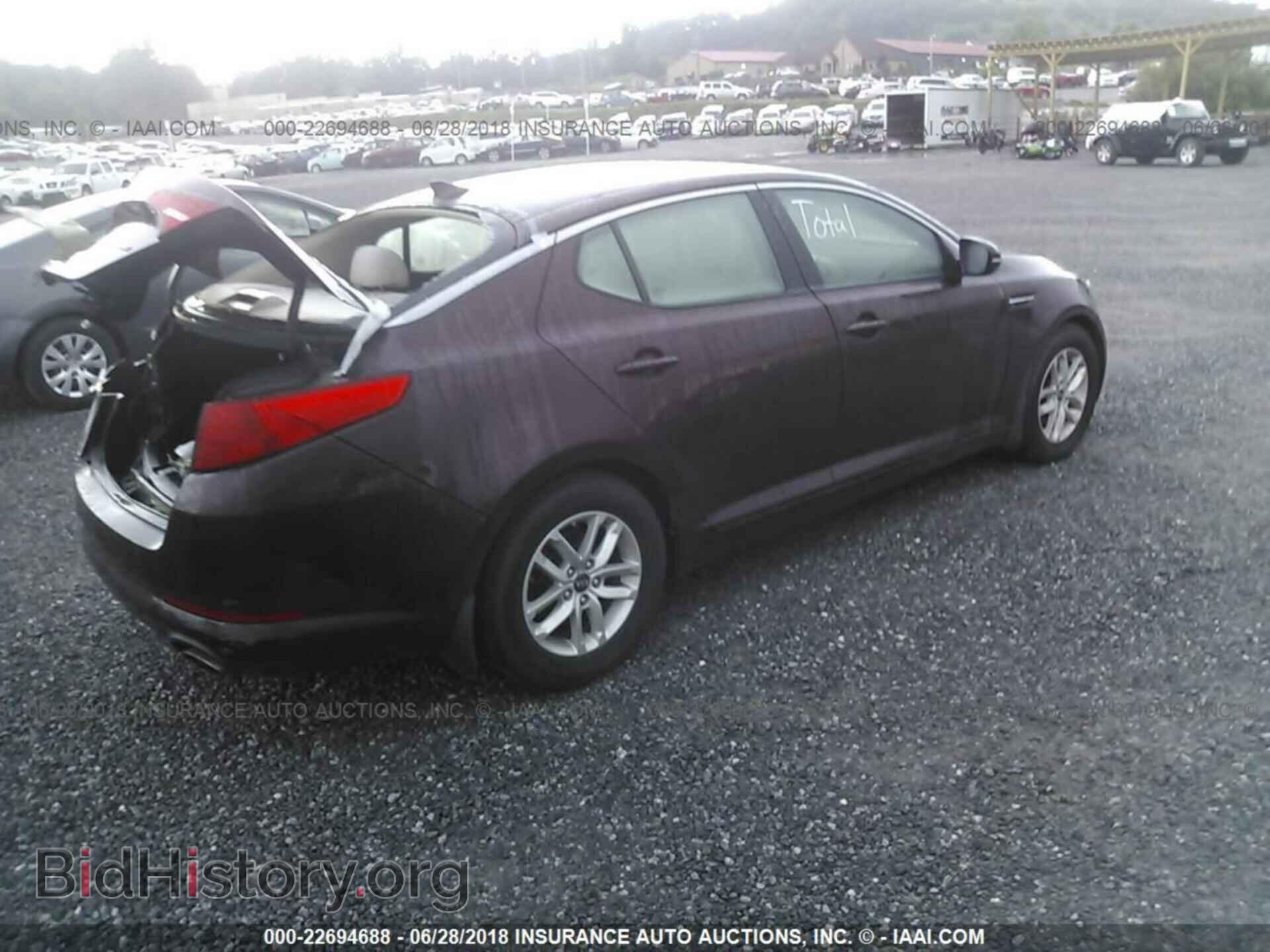 2011 Kia Optima - VIN: KNAGM4A76B5181906 - Фото 4