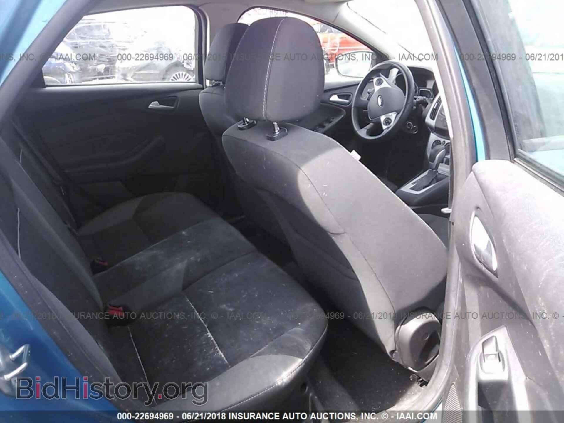 2014 Ford Focus - VIN: 1FADP3K2XEL450702 - Photo 8