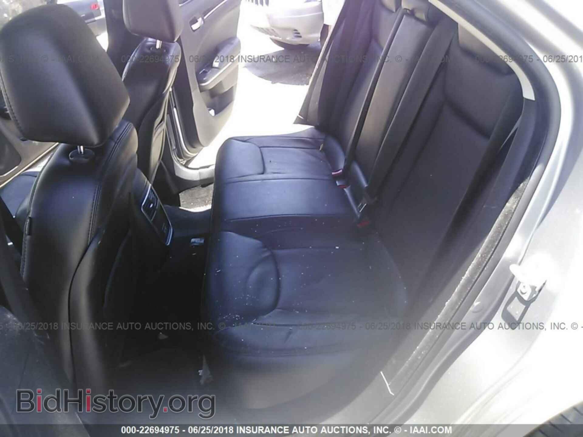 2016 CHRYSLER 300 - VIN: 2C3CCAAG5GH147446 - Фото 8