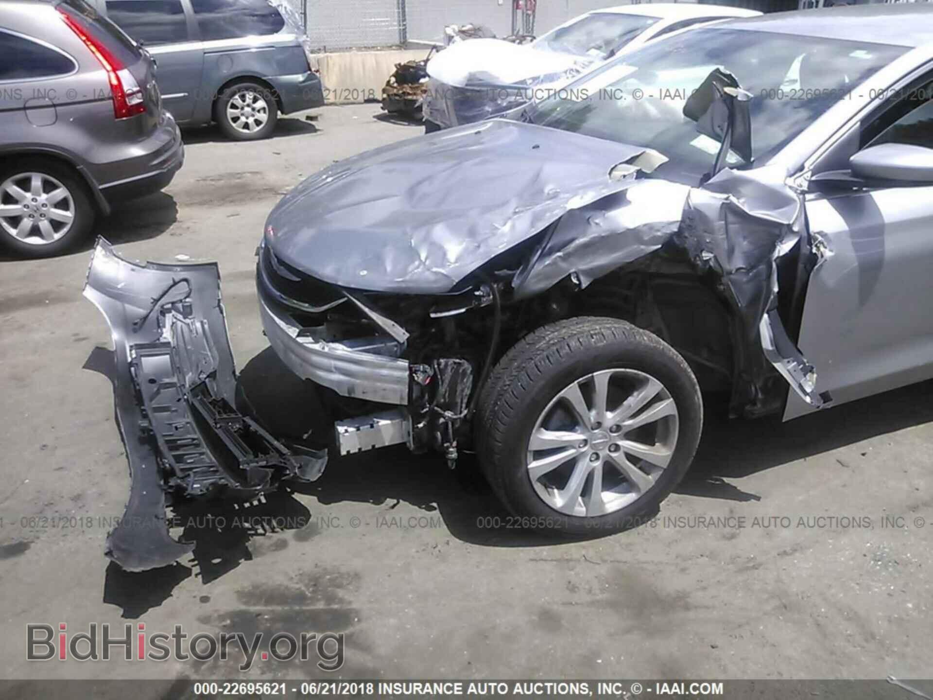 2015 Chrysler 200 - VIN: 1C3CCCAB0FN599021 - Фото 6