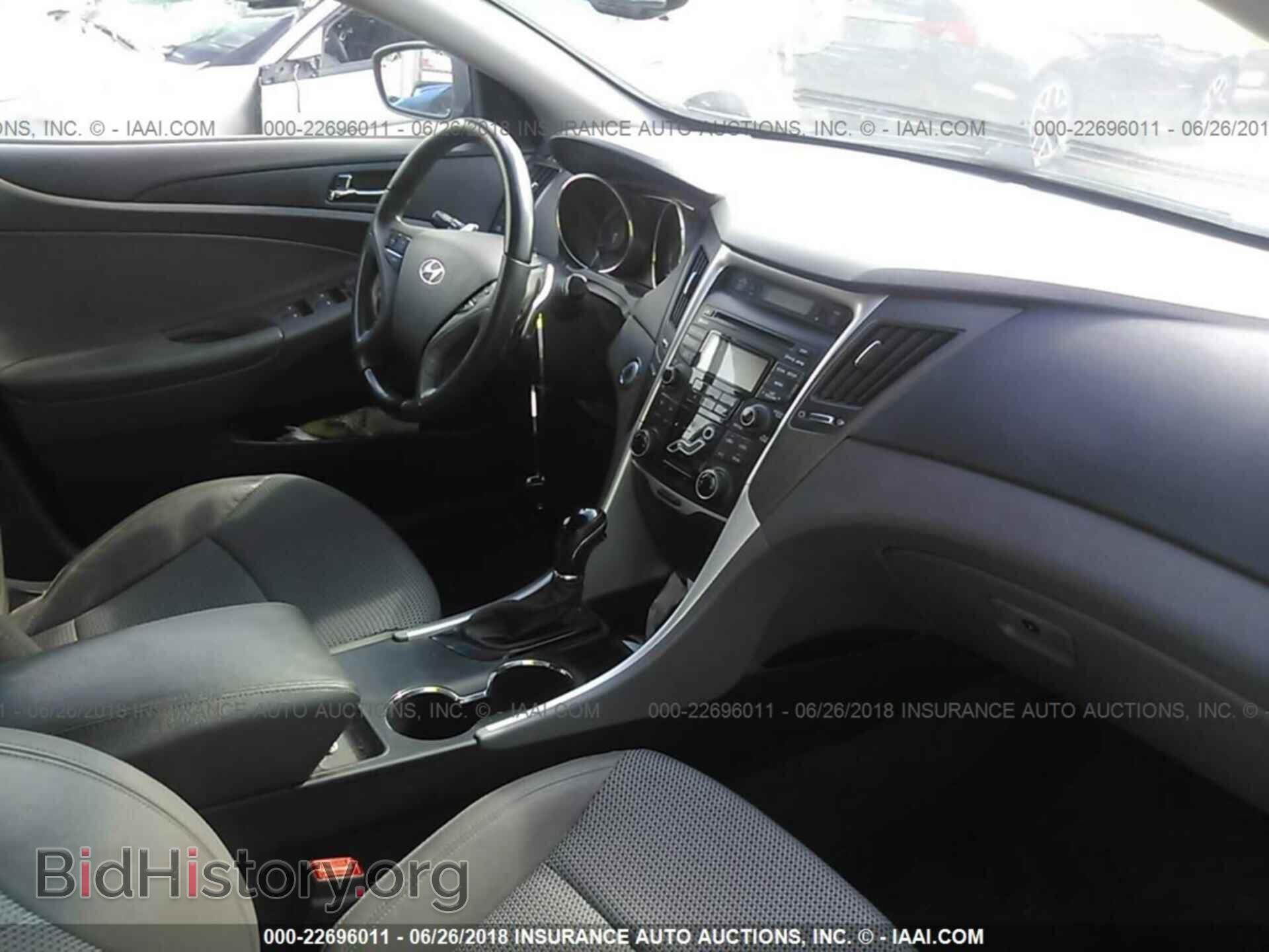 2012 Hyundai Sonata - VIN: 5NPEC4ABXCH416181 - Фото 5