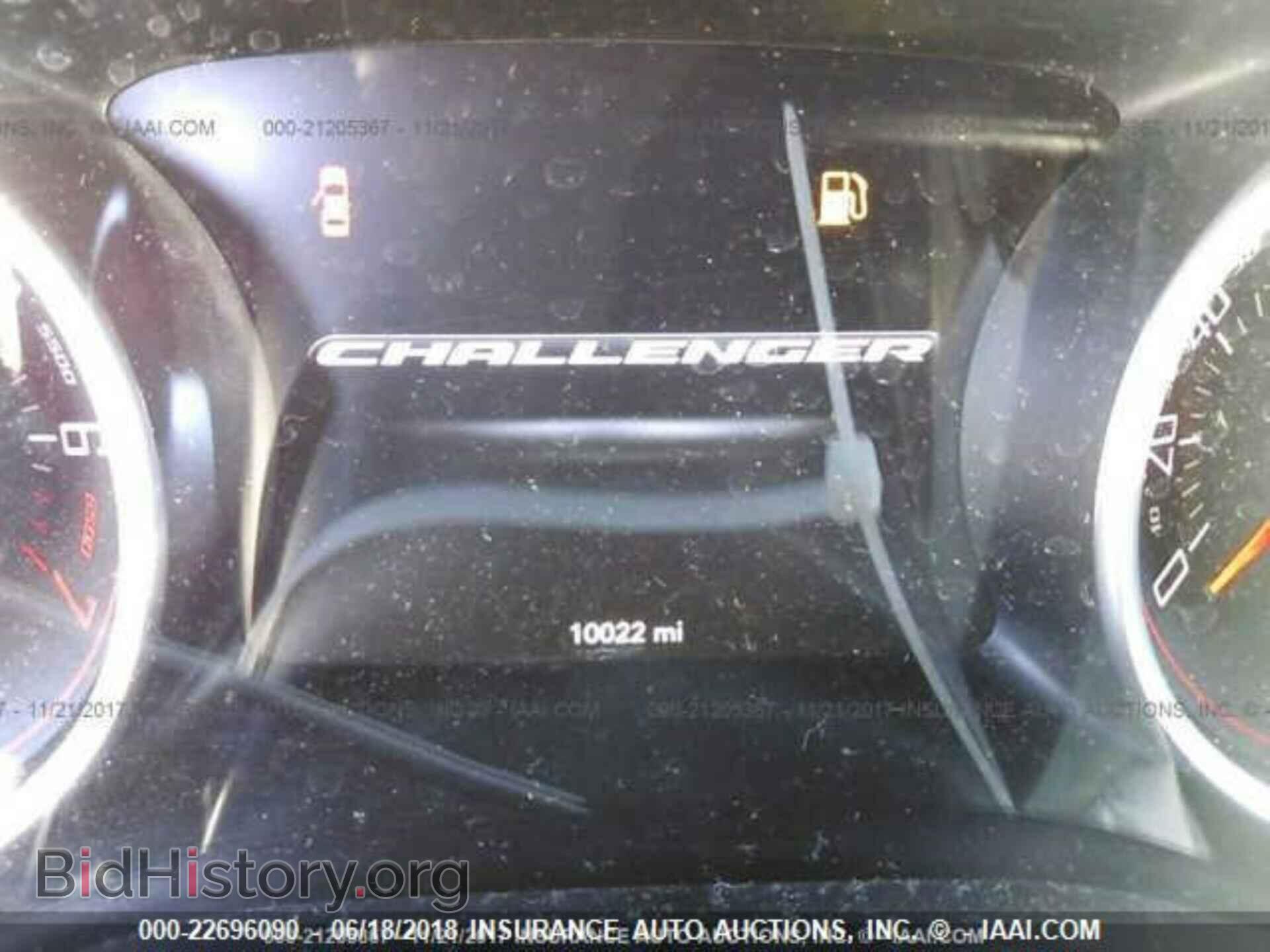 2015 Dodge Challenger - VIN: 2C3CDZAG0FH805376 - Photo 7