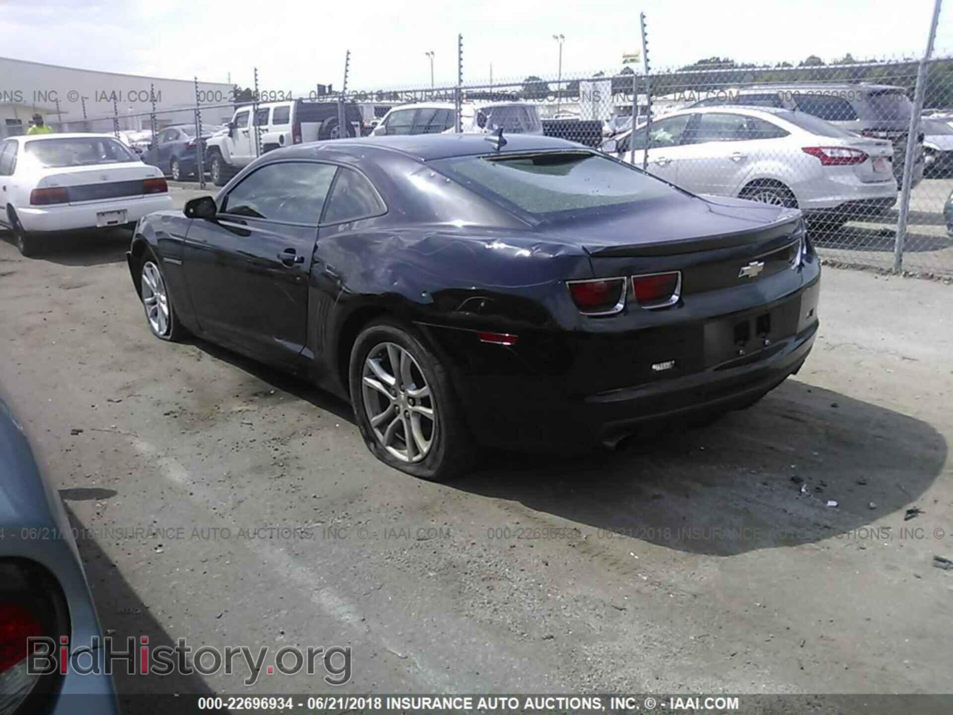 2013 Chevrolet Camaro - VIN: 2G1FB1E38D9113132 - Фото 3