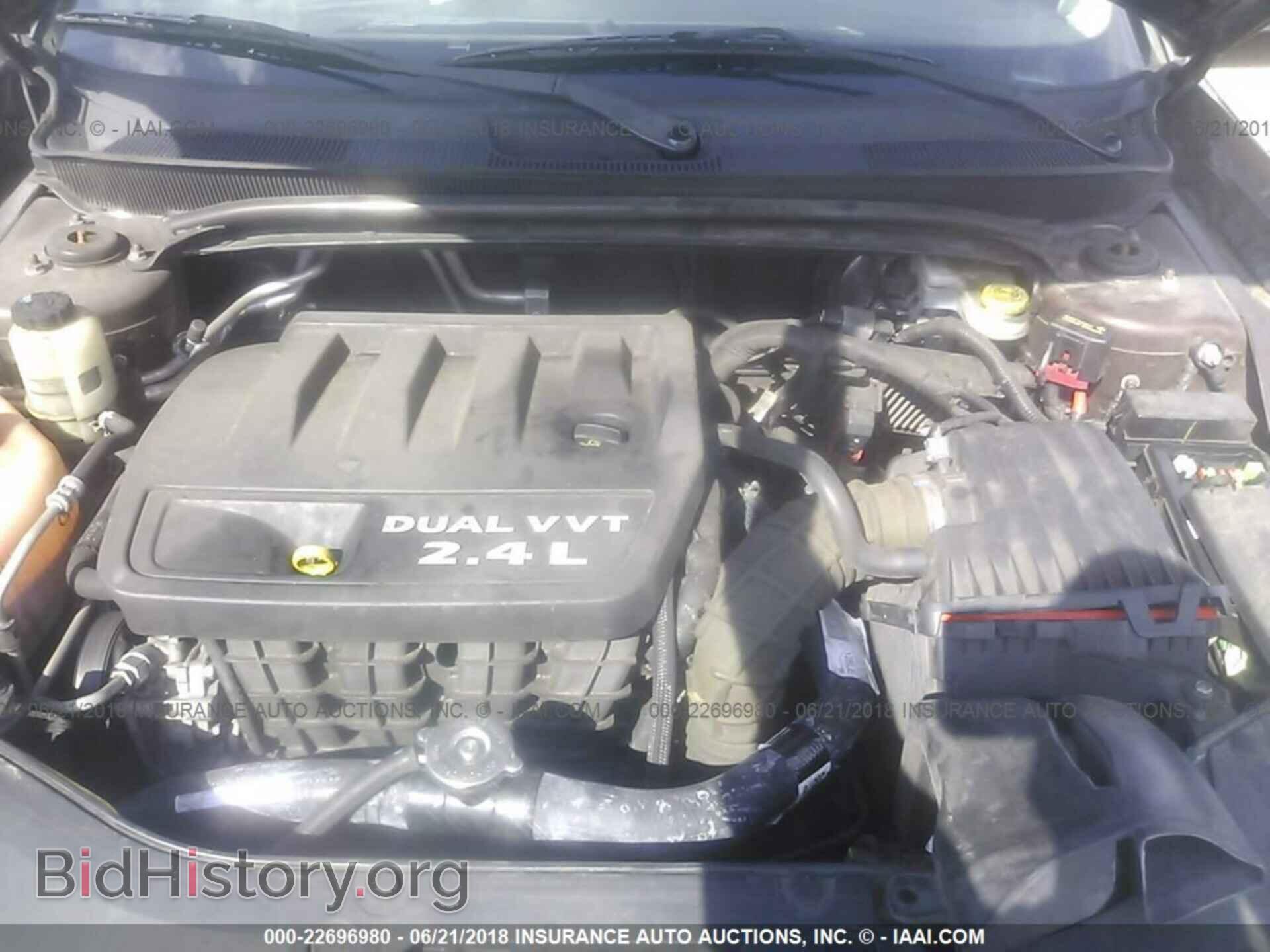 2013 Chrysler 200 - VIN: 1C3CCBBB7DN525374 - Photo 10