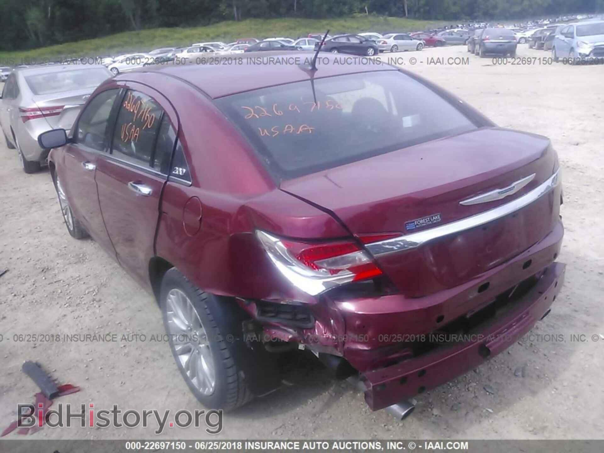 2013 Chrysler 200 - VIN: 1C3CCBCG6DN595801 - Фото 3