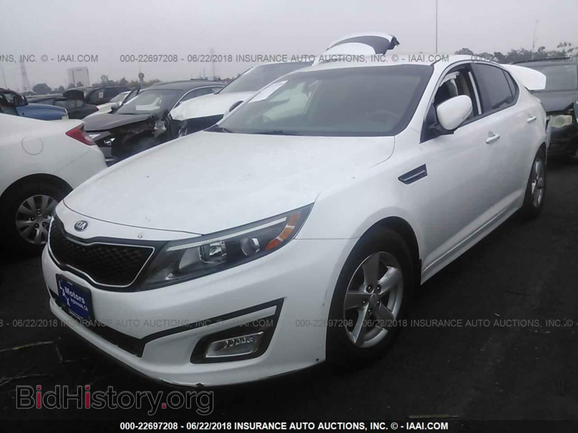 2015 Kia Optima - VIN: KNAGM4A73F5565342 - Photo 2
