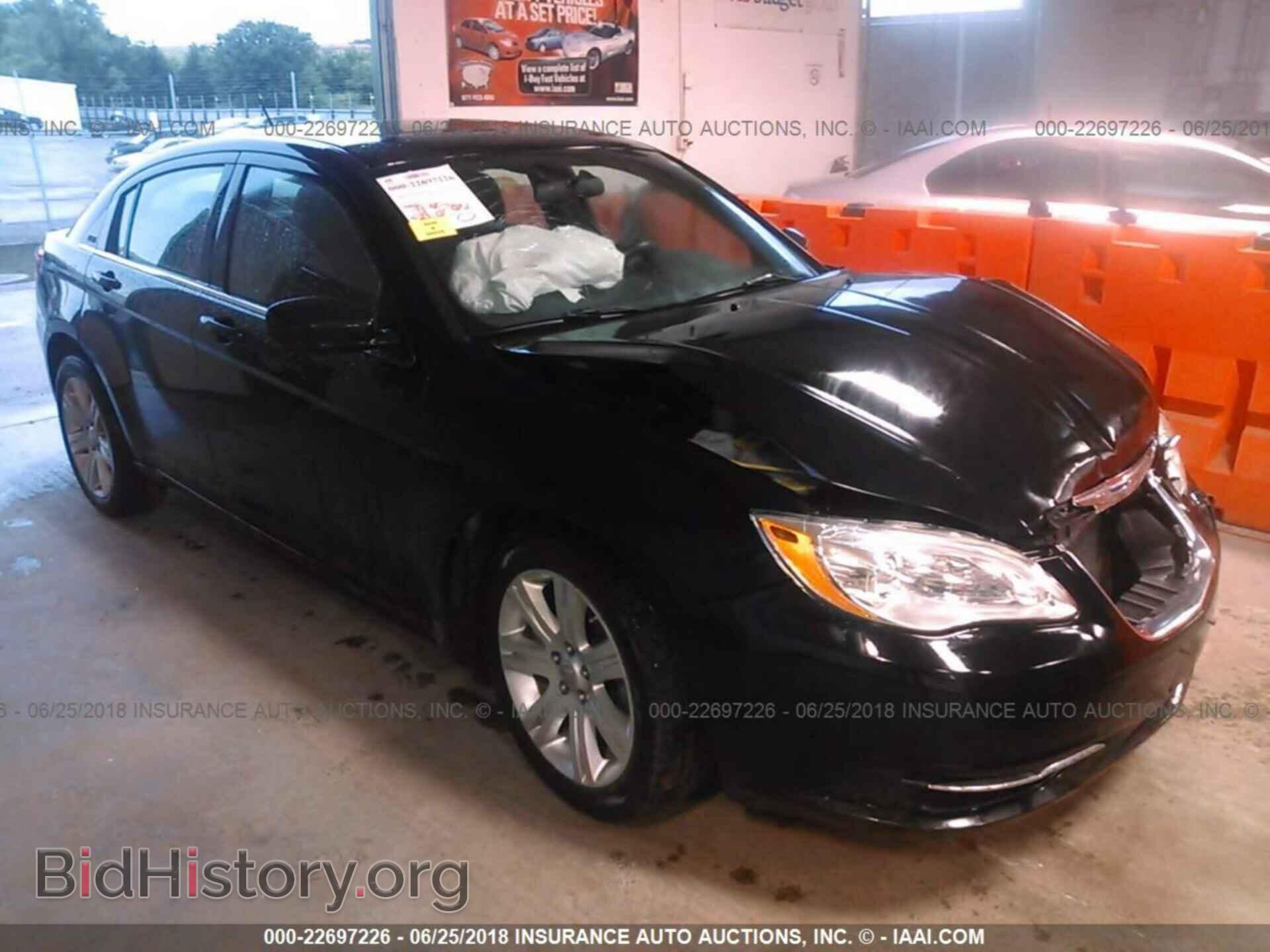 Фотография 1C3CCBBB8CN140310 - Chrysler 200 2012