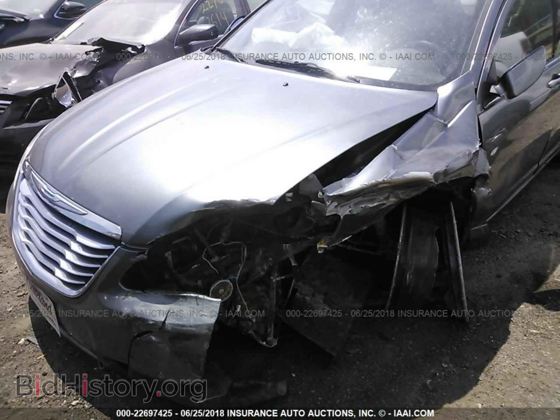 2012 Chrysler 200 - VIN: 1C3CCBAB0CN155577 - Фото 6