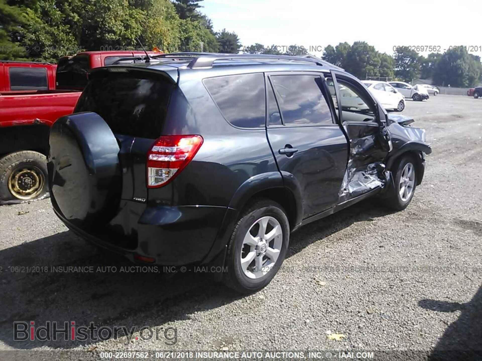 2011 Toyota Rav4 - VIN: 2T3DF4DV2BW173708 - Фото 4