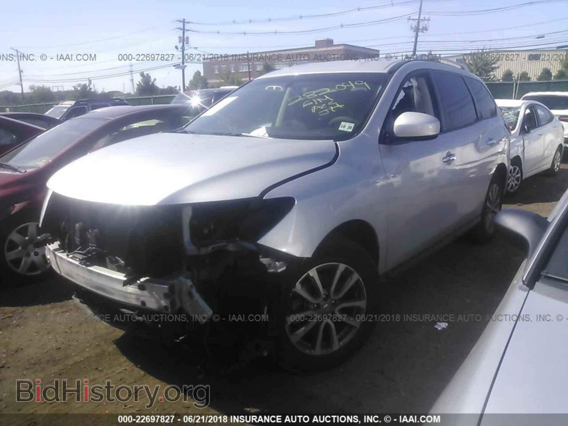 2015 Nissan Pathfinder - VIN: 5N1AR2MM6FC660243 - Фото 2
