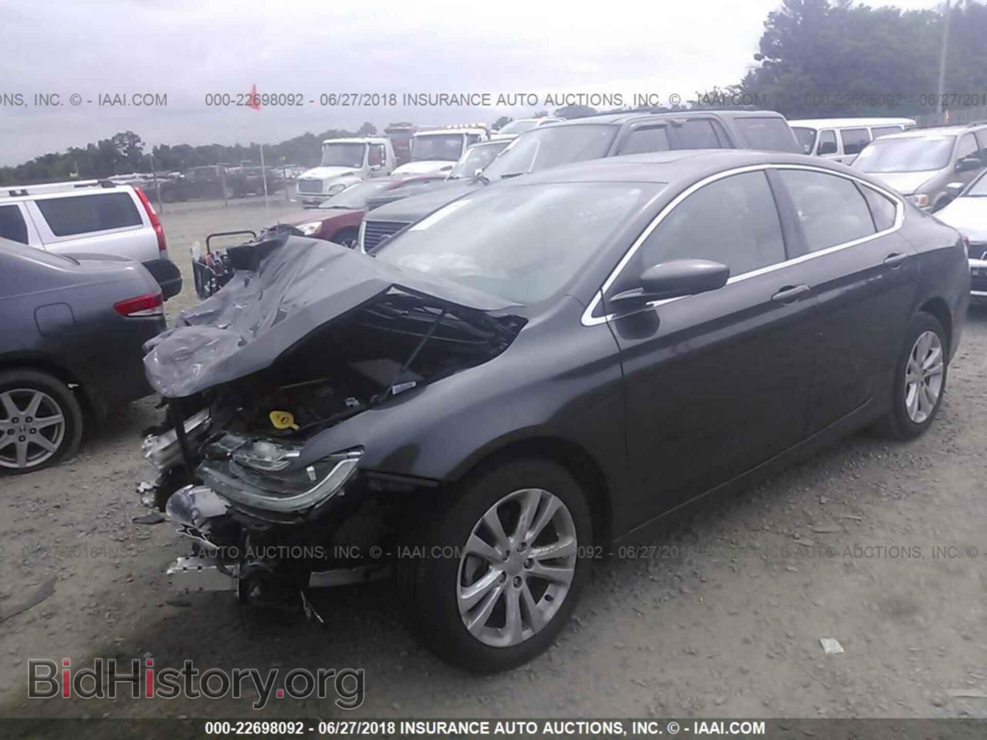 2016 Chrysler 200 - VIN: 1C3CCCAB6GN129304 - Фото 2