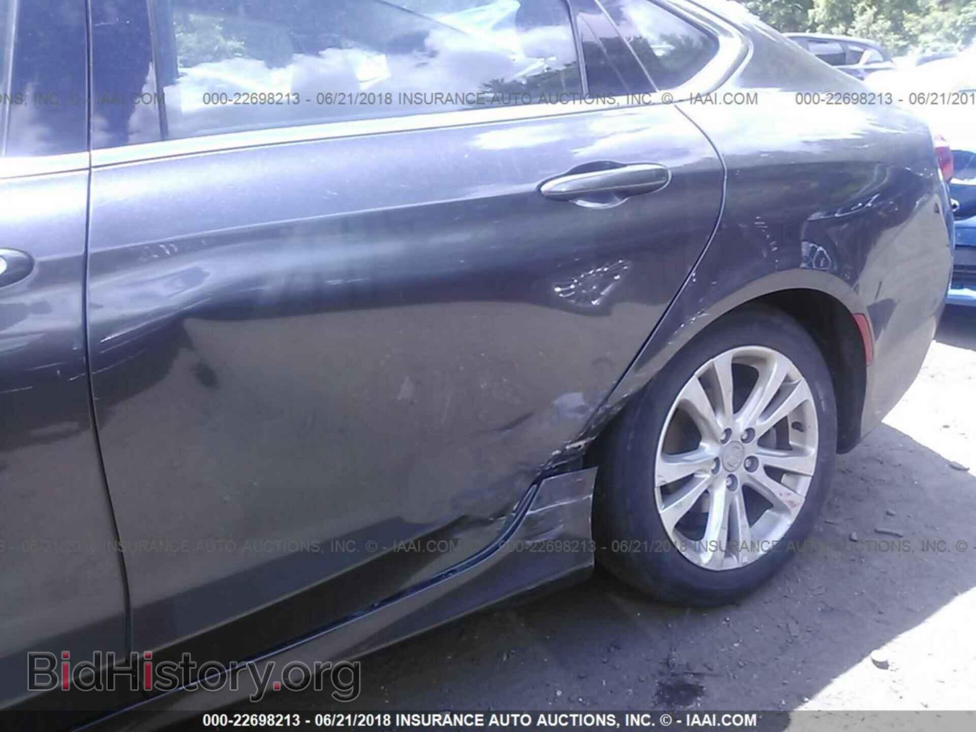 2015 Chrysler 200 - VIN: 1C3CCCAB3FN577322 - Photo 6