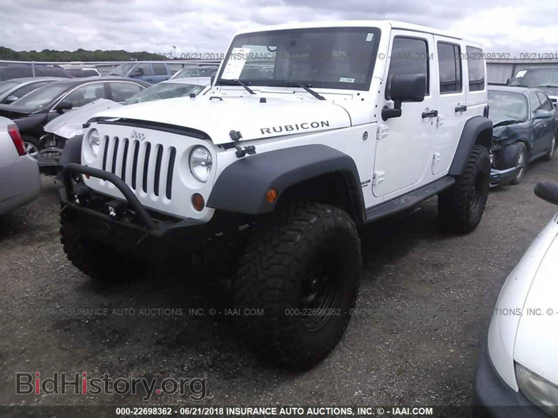 2012 Jeep Wrangler - VIN: 1C4BJWFG1CL231604 - Фото 2